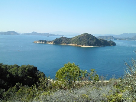 展望台から瀬戸内の島を.jpg